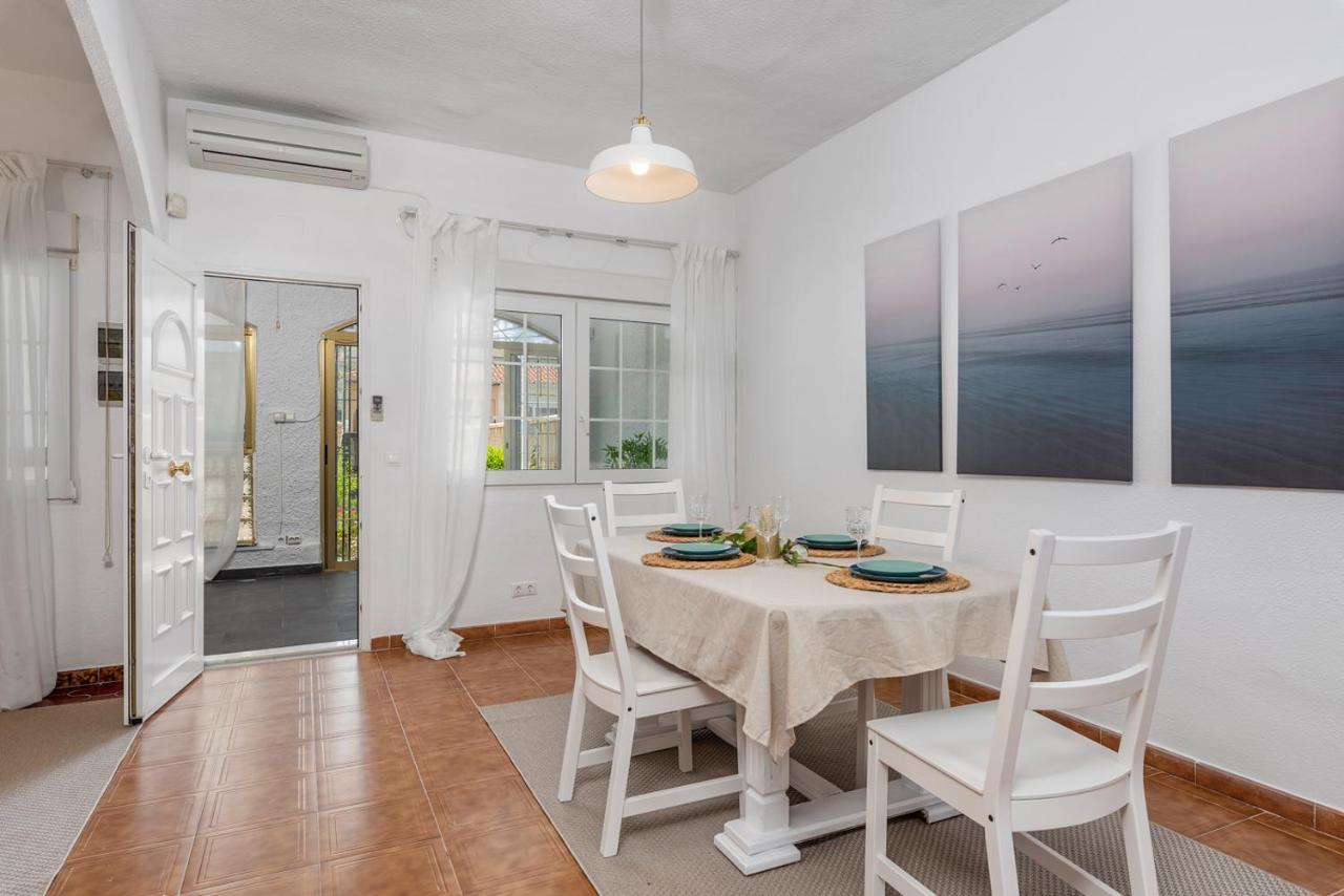 托雷维耶哈Beautiful House With Sea Views And Private Pool别墅 外观 照片